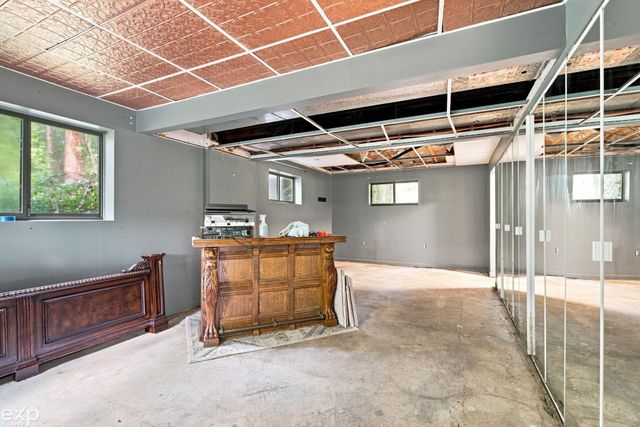 535 Goldengate Street, Lake Orion, MI 48362