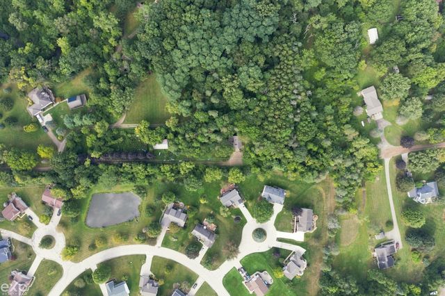535 Goldengate Street, Lake Orion, MI 48362