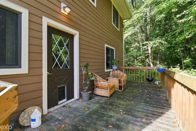 535 Goldengate Street, Lake Orion, MI 48362