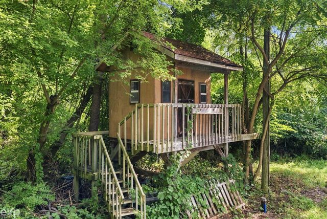 535 Goldengate Street, Lake Orion, MI 48362