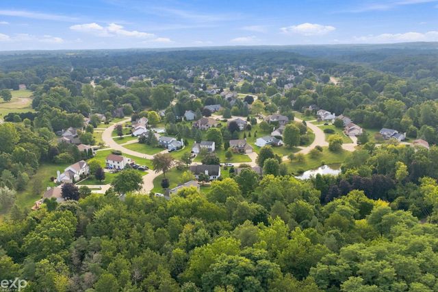 535 Goldengate Street, Lake Orion, MI 48362