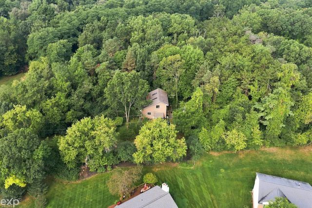 535 Goldengate Street, Lake Orion, MI 48362