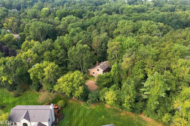 535 Goldengate Street, Lake Orion, MI 48362