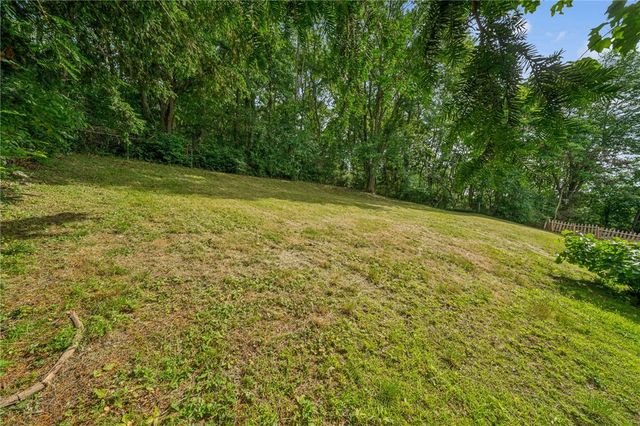 518 State Route 908 Ext, Tarentum, PA 15084