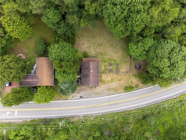518 State Route 908 Ext, Tarentum, PA 15084