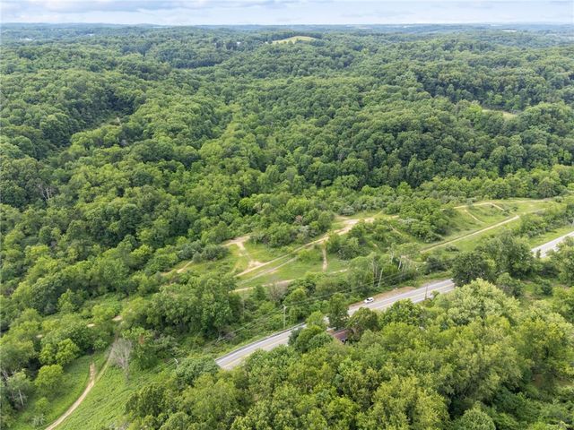 518 State Route 908 Ext, Tarentum, PA 15084