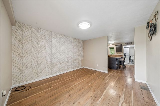 518 State Route 908 Ext, Tarentum, PA 15084