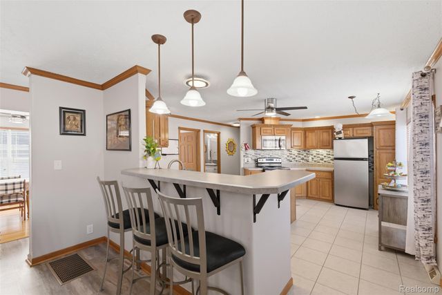 11050 Willowgreen Court, Green Oak Township, MI 48178