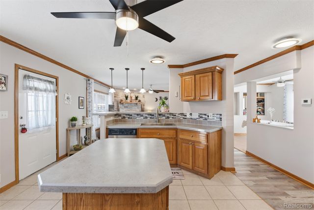 11050 Willowgreen Court, Green Oak Township, MI 48178