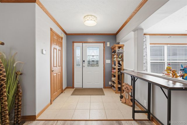 11050 Willowgreen Court, Green Oak Township, MI 48178