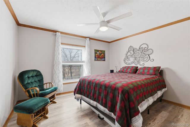 11050 Willowgreen Court, Green Oak Township, MI 48178