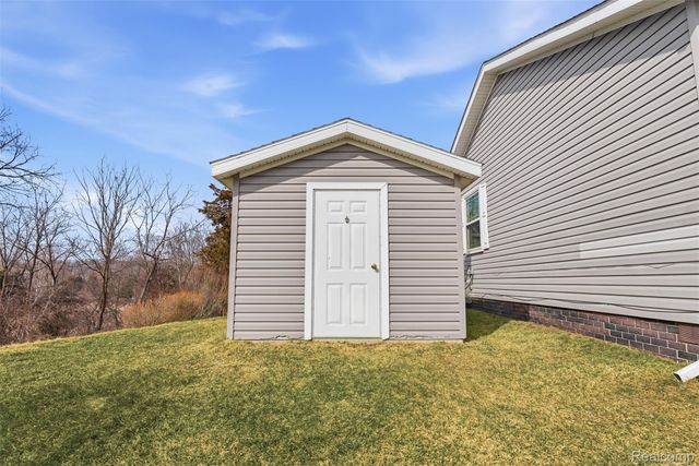11050 Willowgreen Court, Green Oak Township, MI 48178