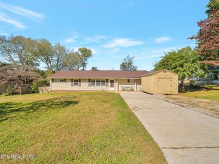 319 Sky Drive, Knoxville, TN 37912