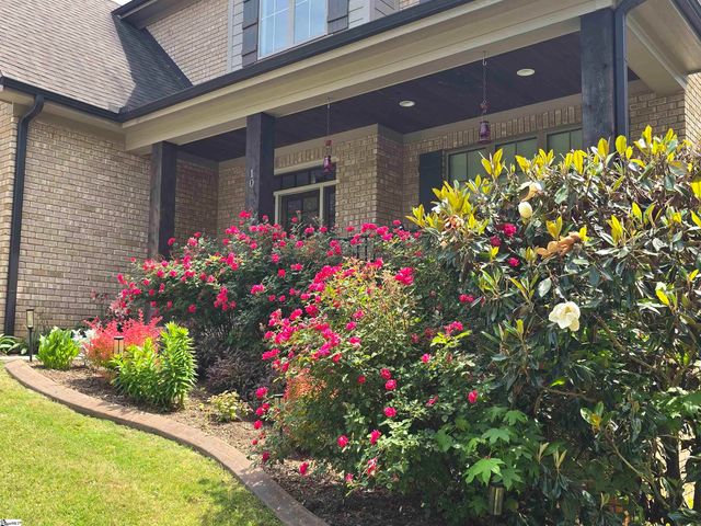10 Colonel Storrs Court, Greer, SC 29650