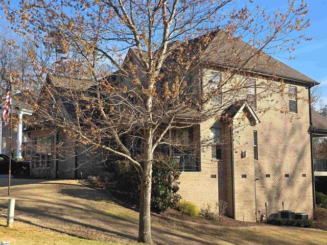 10 Colonel Storrs Court, Greer, SC 29650