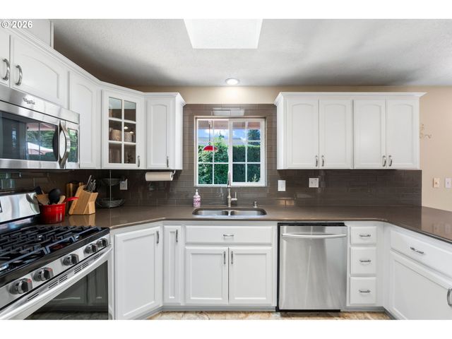 6221 MONTANA Ln, Vancouver, WA 98661