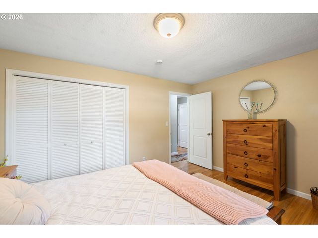6221 MONTANA Ln, Vancouver, WA 98661