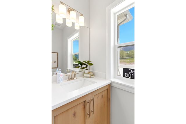 1635 W 3125 N, Pleasant View, UT 84414