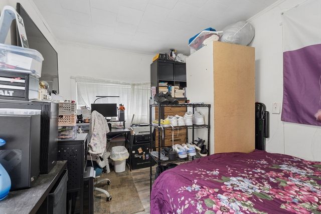 323 Rollstone St, Fitchburg, MA 01420