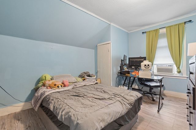 323 Rollstone St, Fitchburg, MA 01420