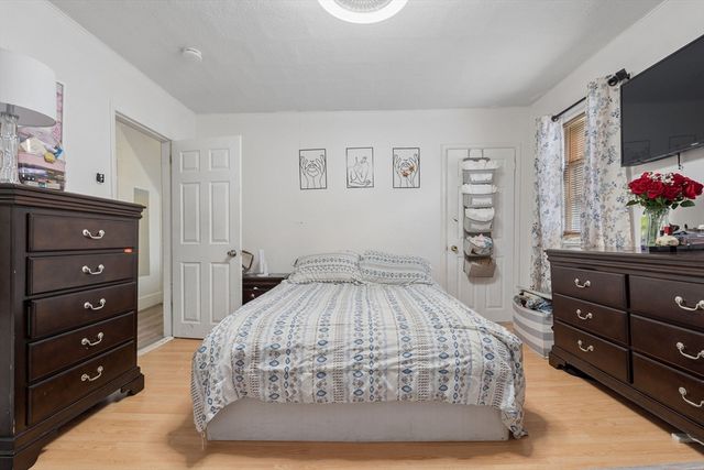 323 Rollstone St, Fitchburg, MA 01420