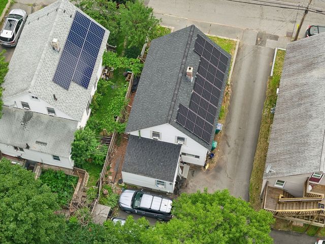 323 Rollstone St, Fitchburg, MA 01420