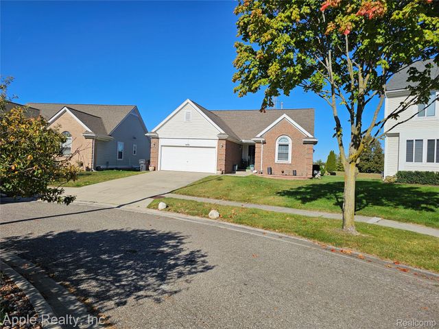 1179 Oaklawn Drive, Pontiac, MI 48341