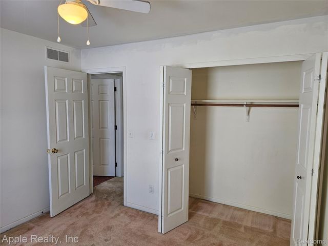 1179 Oaklawn Drive, Pontiac, MI 48341