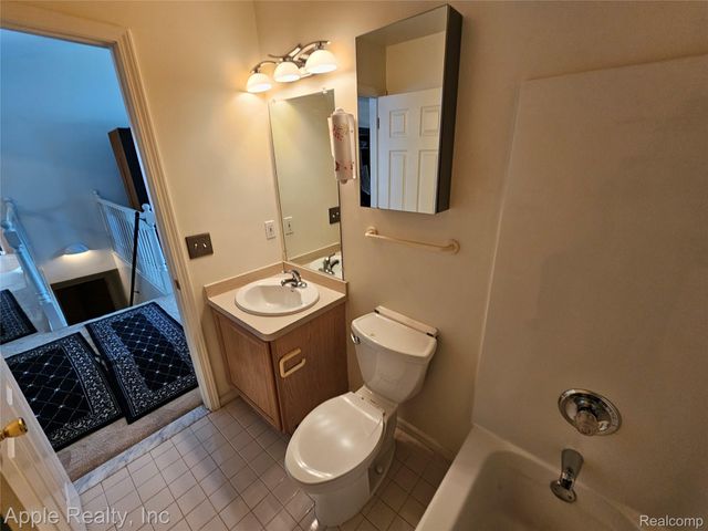 1179 Oaklawn Drive, Pontiac, MI 48341