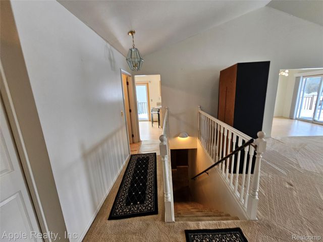 1179 Oaklawn Drive, Pontiac, MI 48341