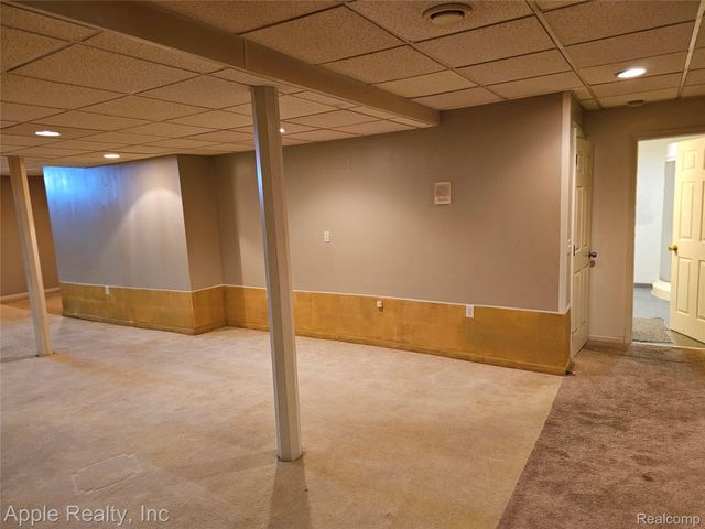 1179 Oaklawn Drive, Pontiac, MI 48341