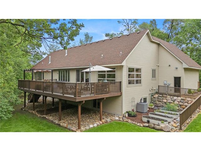 499 8th Street, Hudson, WI 54016