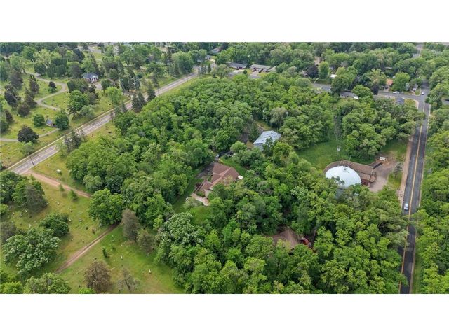 499 8th Street, Hudson, WI 54016