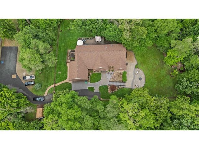 499 8th Street, Hudson, WI 54016