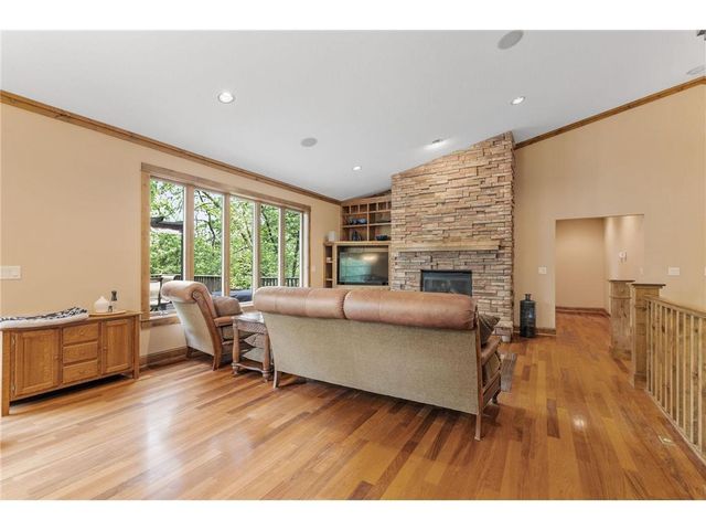 499 8th Street, Hudson, WI 54016