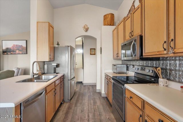 7940 E DARTMOUTH Street, Mesa, AZ 85207