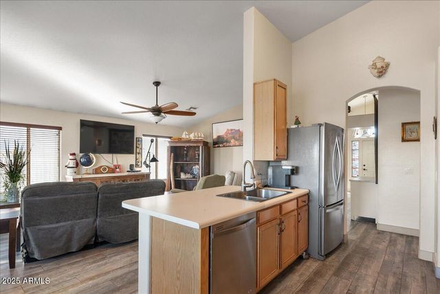 7940 E DARTMOUTH Street, Mesa, AZ 85207