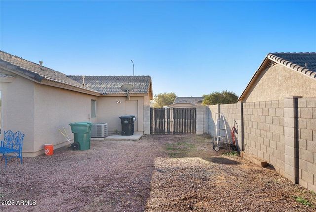 7940 E DARTMOUTH Street, Mesa, AZ 85207