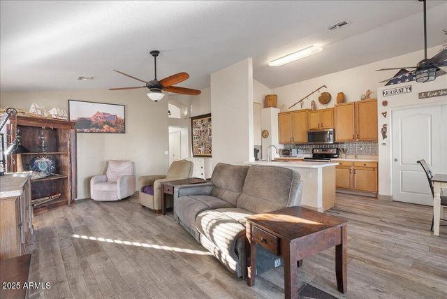 7940 E DARTMOUTH Street, Mesa, AZ 85207