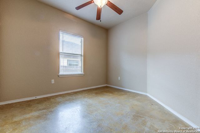 1042 CAROLYN CV, New Braunfels, TX 78130