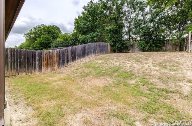 1042 CAROLYN CV, New Braunfels, TX 78130