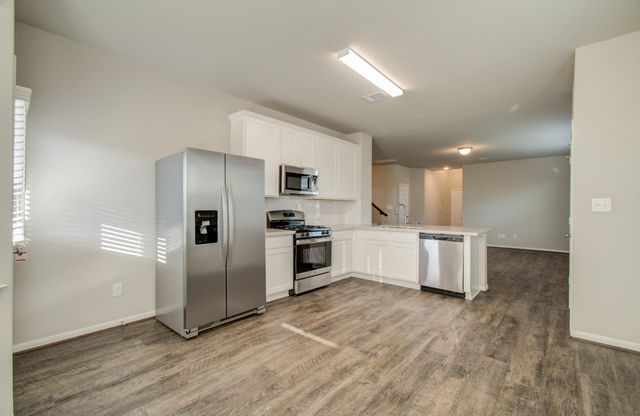 506 Hidden Brook Circle, Baytown, TX 77523