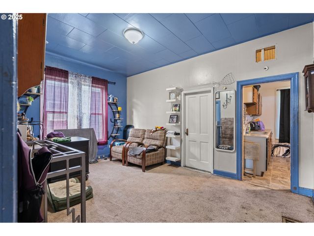 615 Sw 5TH St, Pendleton, OR 97801