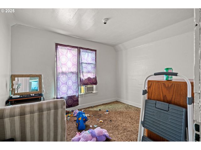 615 Sw 5TH St, Pendleton, OR 97801
