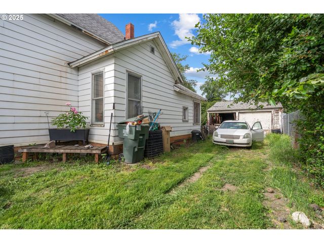 615 Sw 5TH St, Pendleton, OR 97801