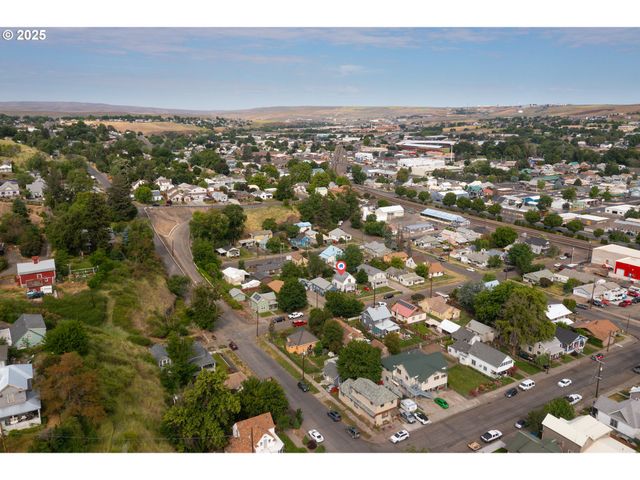 615 Sw 5TH St, Pendleton, OR 97801