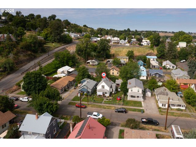 615 Sw 5TH St, Pendleton, OR 97801
