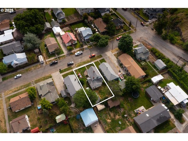 615 Sw 5TH St, Pendleton, OR 97801
