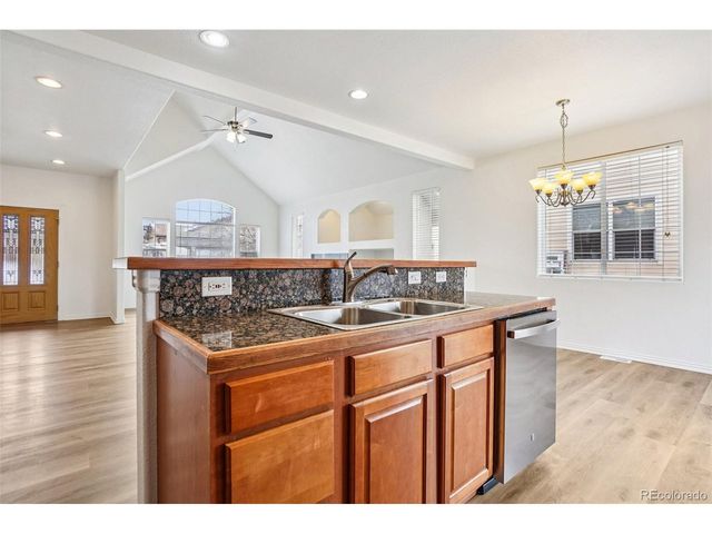 10805 Barclay Ct, Commerce City, CO 80640