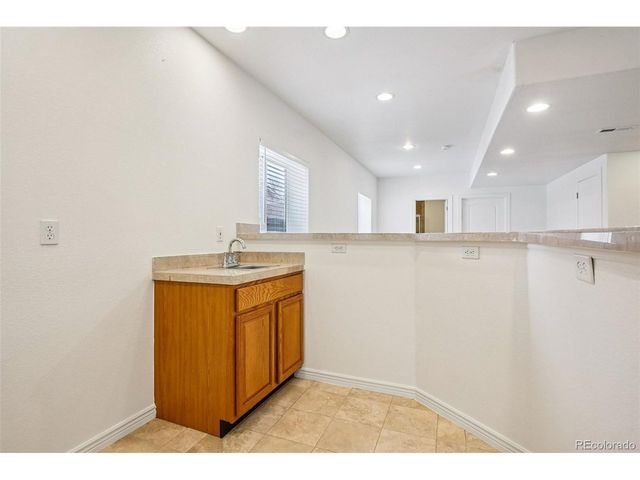 10805 Barclay Ct, Commerce City, CO 80640